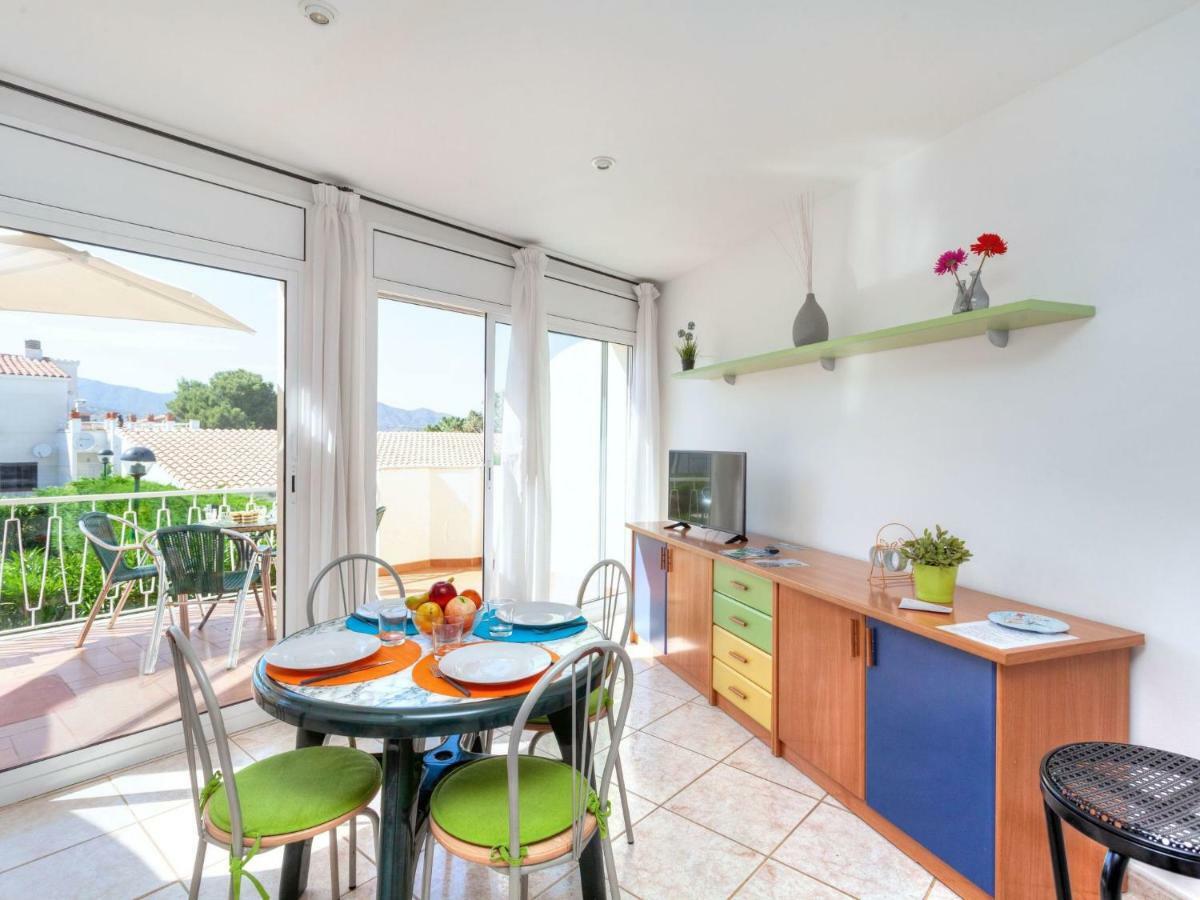 Apartment Palmiers I-6 By Interhome Llanca Ngoại thất bức ảnh