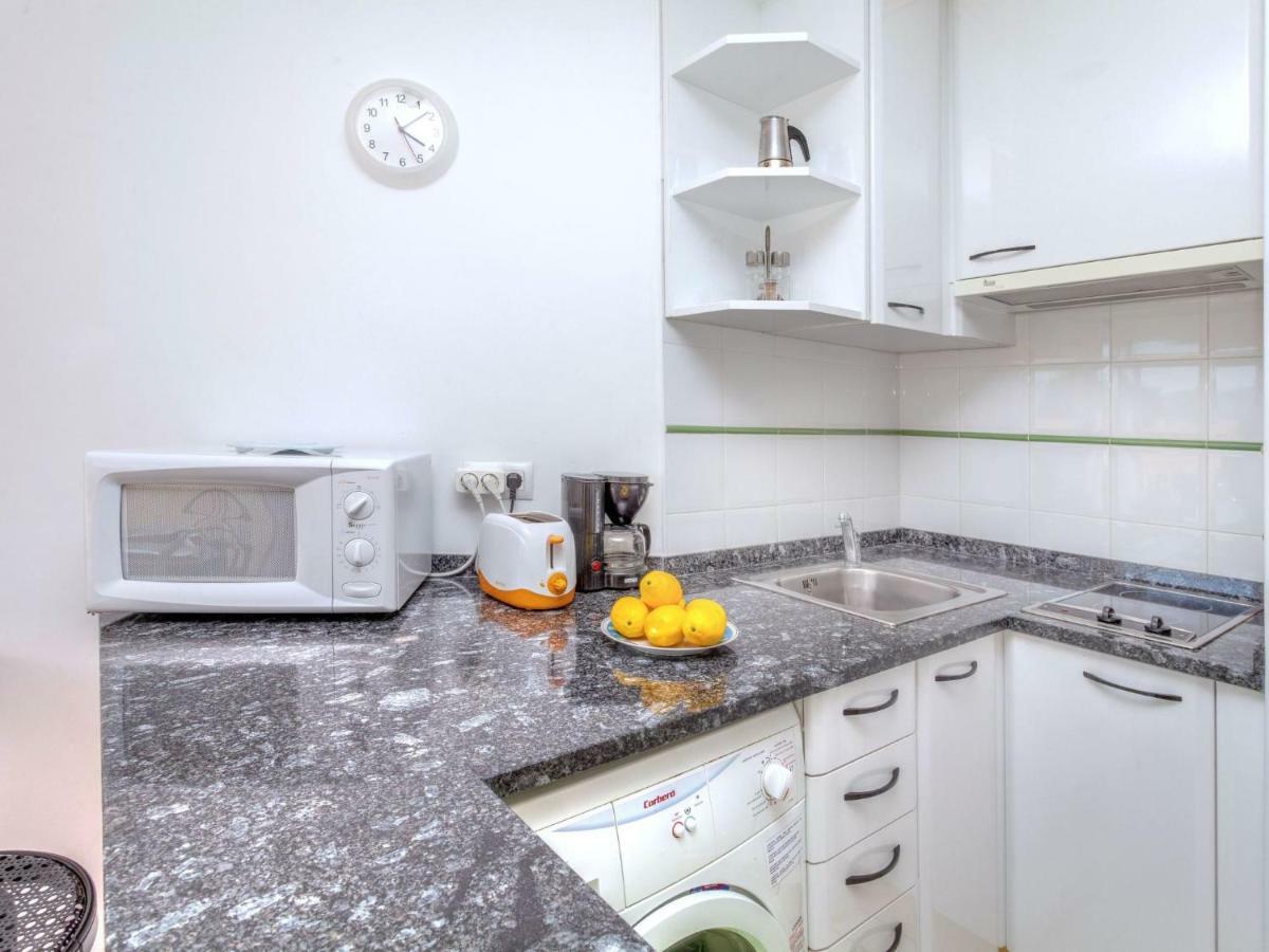 Apartment Palmiers I-6 By Interhome Llanca Ngoại thất bức ảnh
